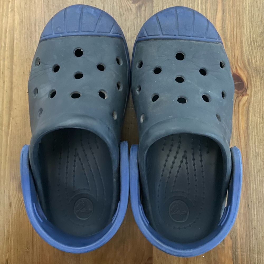 Children's CROCS sandals two-toned blue water shoes sandals gardening size C9